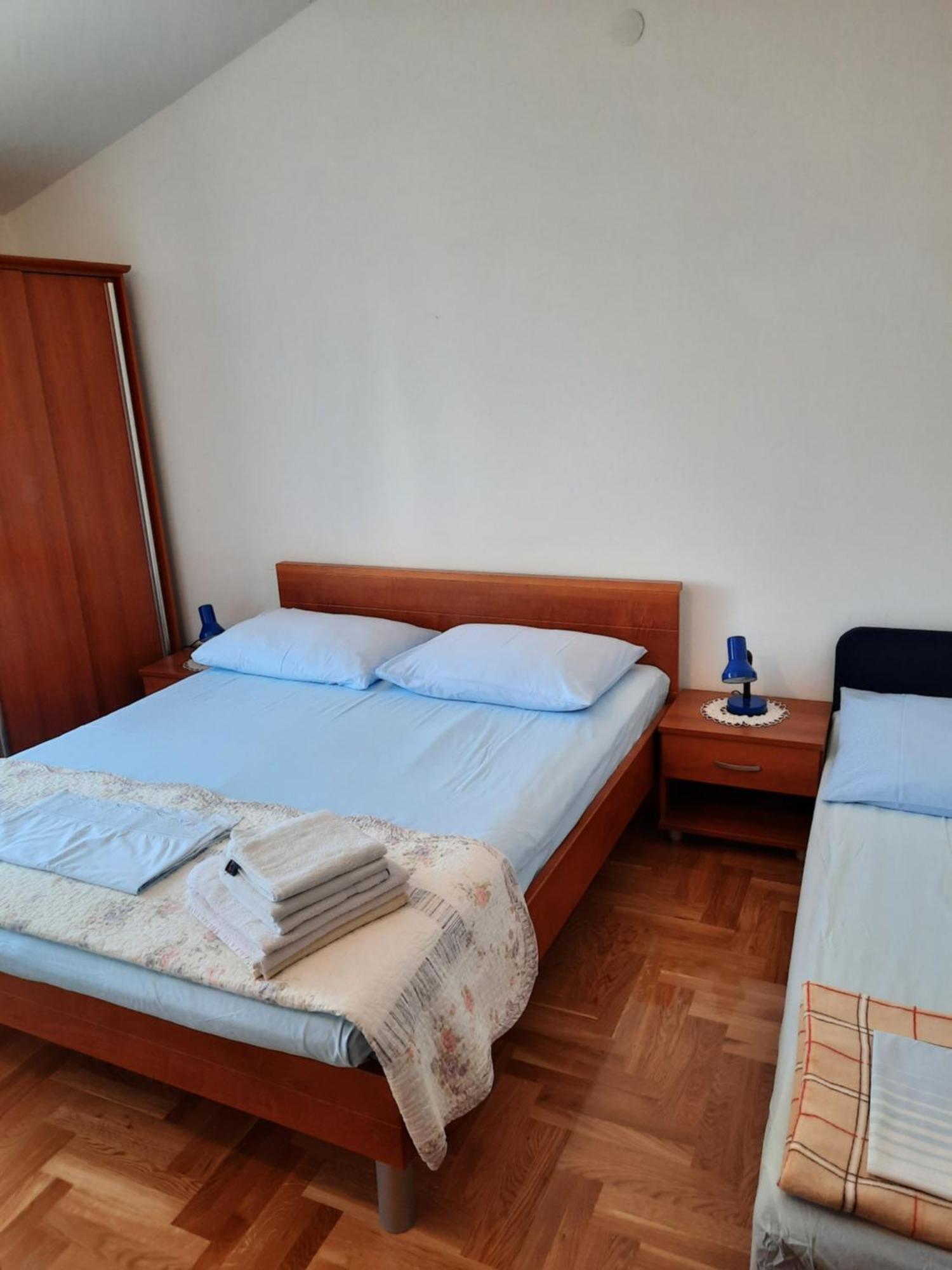 Apartmani Maver Светі Филип-і-Яков Екстер'єр фото
